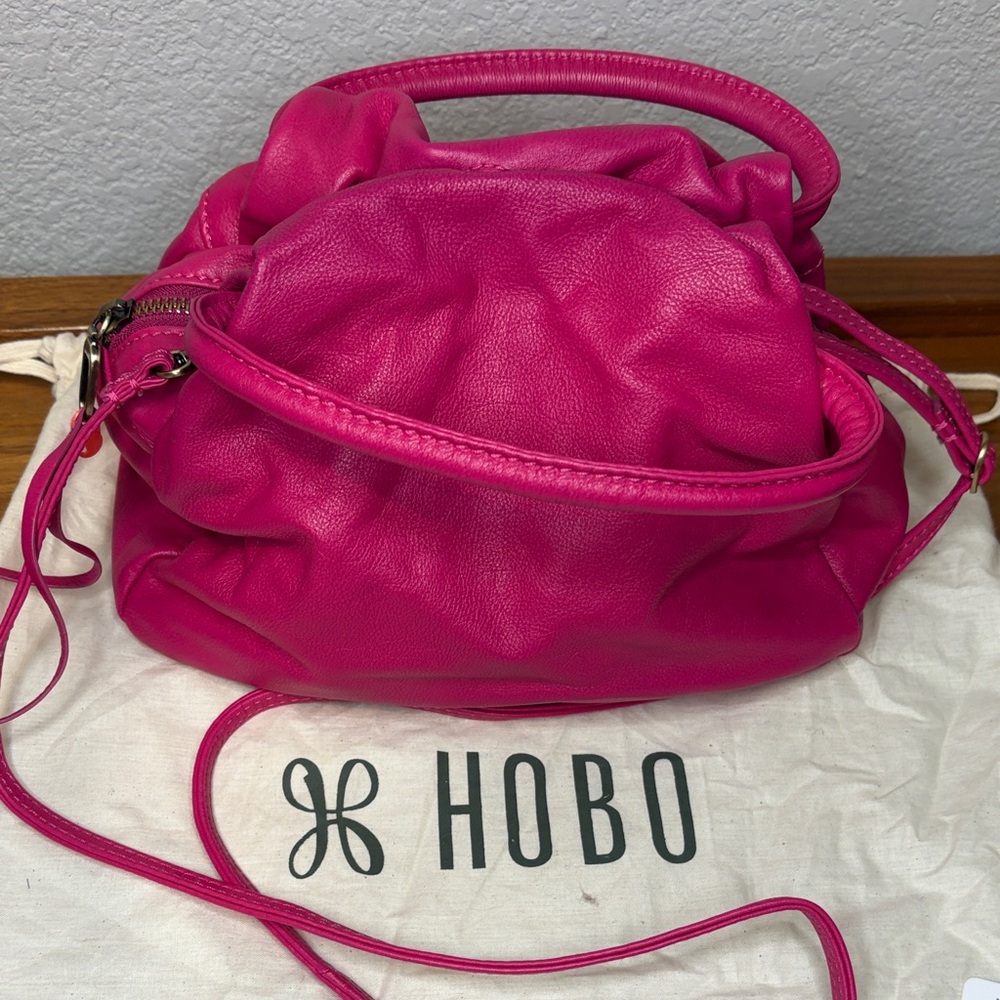 HOBO Darling Fuchsia Leather Women's Bag - Picture 2 of 14